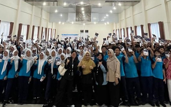 Penyuluhan Kesehatan di SMAN 2 Tanjung Pinang: Edukasi Diabetes Remaja dan Pengaruh Lingkungan Sekolah terhadap Perilaku Hidup Sehat